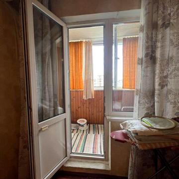 Троєщіна, Драйзера 9, 1 кмн