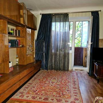 Продам 2 к квартиру район пр. Гагарина, Абхазская