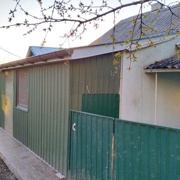 Продам 1/4 будинку крижопіль за будинком культури