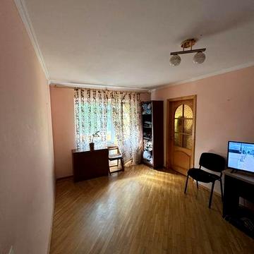 Продається 3-кімнатна квартира по вул. Коперника