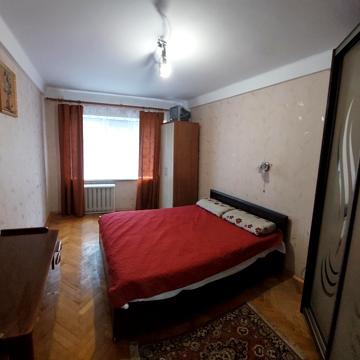 Празька вул., 23