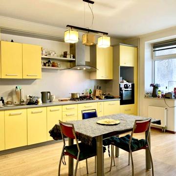 Продаж 3 кім. квартири, вул. Плугова, 10