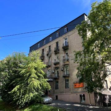 Продаж 1-к квартири 33 кв.м. в тихому Центрі, на вул. Тютюника 13.