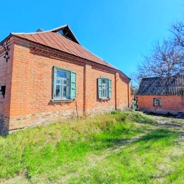 Частина будиноку на земельній ділянці 10