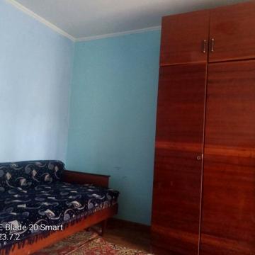 Сдаю 1к квартиру на Космонавтов