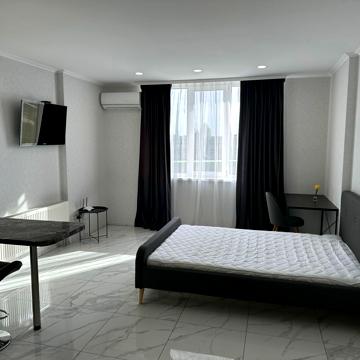 Миколи Бажана просп., 17