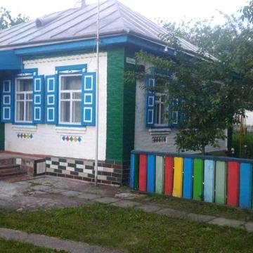Будинок, Драбів, Станція залізниці