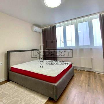 Продаж 3к квартири Запорожця 26а / Запорожца 27а