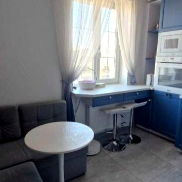 Льва Ландау просп. (50-річчя СРСР), 52Л