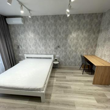 Олександра Олеся вул., 4