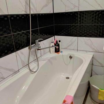 Здам квартиру біля першої міської лікарні.