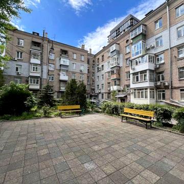Сдам  2 к квартиру район  Парка Шевченко