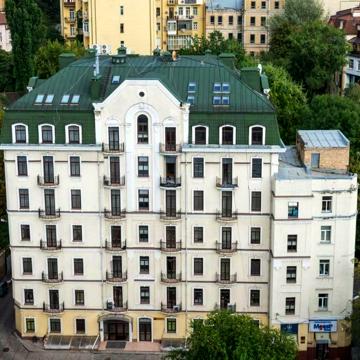 Круглоуніверситетська вул., 4Б