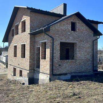 Будинок в пригороді Тернополя с.Біла