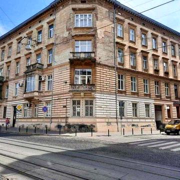 Продаж 3 кімнатної квартири, Австрійський будинок, вул. Франка, Центр.