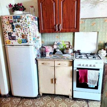 Продаж 1-кімнатної комунальної квартири   вул. Г. Кондратьєва