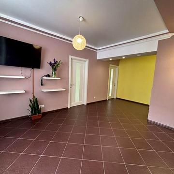 Продам 3-кімнатну студійну квартиру , 80м2