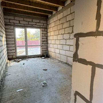 Готовий кутовий Таунхаус, з двором, Ленпоселення, Маліновський р-н