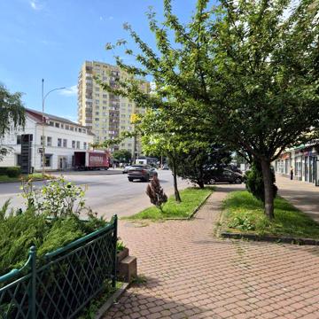 Здається в оренду простора кв-ра у Центр част Проспеету у Новобудові