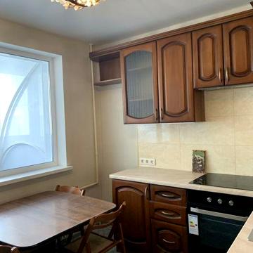 Продам 4 ком квартиру район Одесской