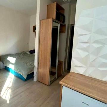 Продам 1-комн квартиру в районе Караваева ул.