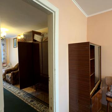 Володимира Великого, 65