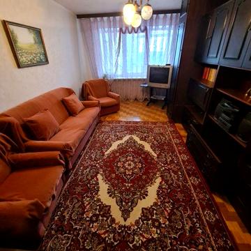 Продам большую ТРЕХ ком. квартиру (70кв.м) ул. Рабочая, 65
