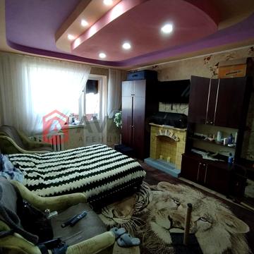 Будівельників бульв., 43