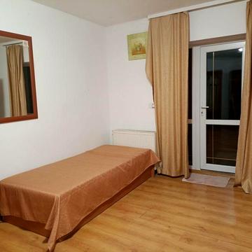 Оренда частини будинку на 8-9 ліжок