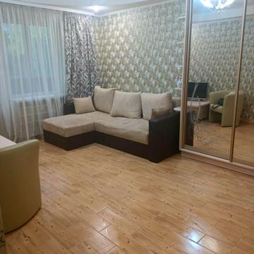 Кубанської України вул. (Маршала Жукова), 25/21