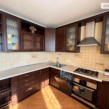 Продаж 3к Квартира Юності вулиця