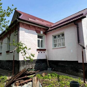 Продам доглянутий будинок 116квм,15 соток землі.
