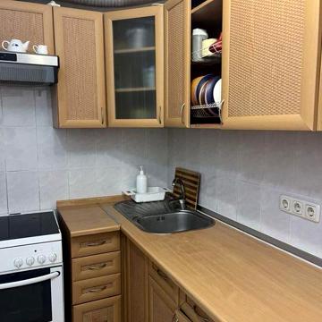 Деснянський р-н здається 1 к квартиру на Лаврухіна