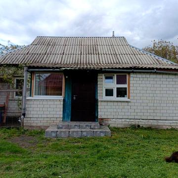 Будинок 65м2 на ділянці 12,6 соток Бородянка центр Вул. Михайлівська 4