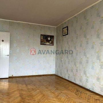 Продається 2 кімнатна квартира вул Жилянська 72