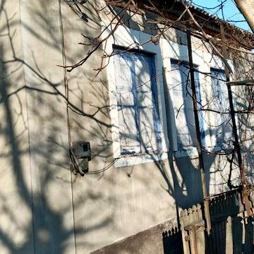 Будинок в десяти кілометрів від Кривого рогу.