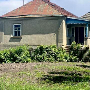 Продаж будинку в селі Кинашів