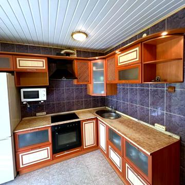 Зоряний бульв., 1