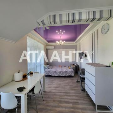 Машинобудівників вул., 15