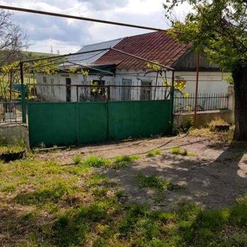 Продам будинок в Мирному