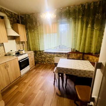 Бориспільська вул., 49