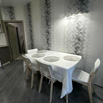 Каховська вул., 62