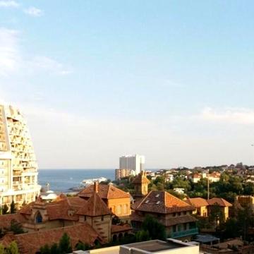 Аркадійське плато вул. (Гагаринське плато), 6