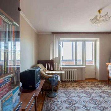 Продаж квартири Соломянський