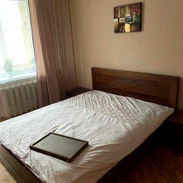 Здається в оренду 3-х кімнатна квартира на Сихові.