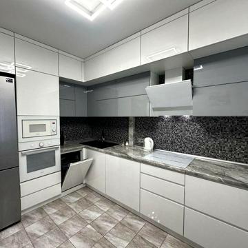 Продаж 2 кімнатна квартира вул. Стуса навпроти АРСЕН - ЕПІЦЕНТР Каскад