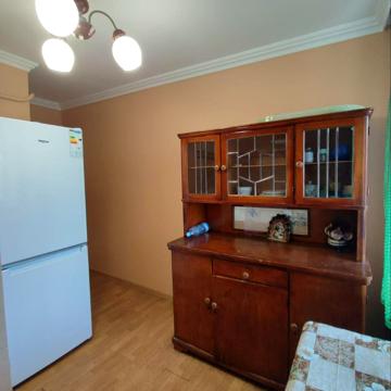 Бориса Грінченка вул., 4