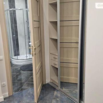 Продаж 2к Квартира Військовий узвіз