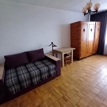 Маршала Рокосовського просп., 6