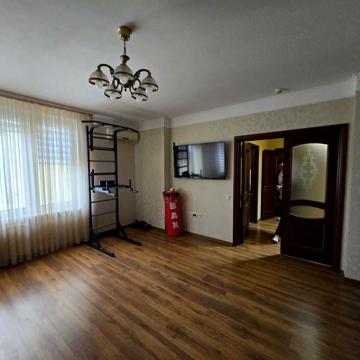 Валерія Лобановського просп. (Червонозоряний), 6-Д